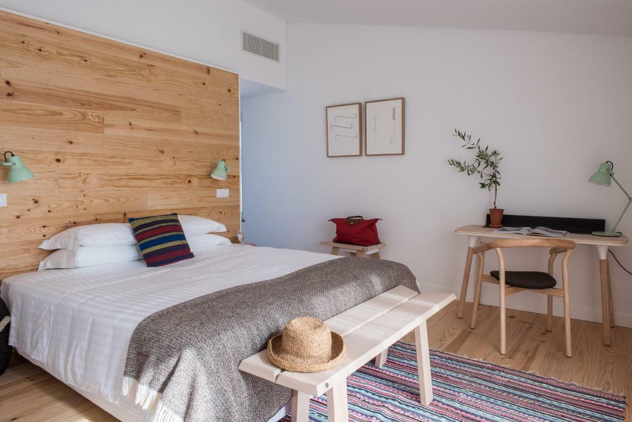 Craveiral Farmhouse By Belong Staying & Feeling เซาเตโอโตนิโอ ภายนอก รูปภาพ