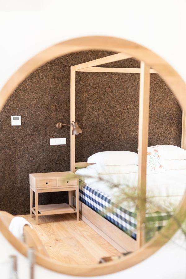 Craveiral Farmhouse By Belong Staying & Feeling เซาเตโอโตนิโอ ภายนอก รูปภาพ